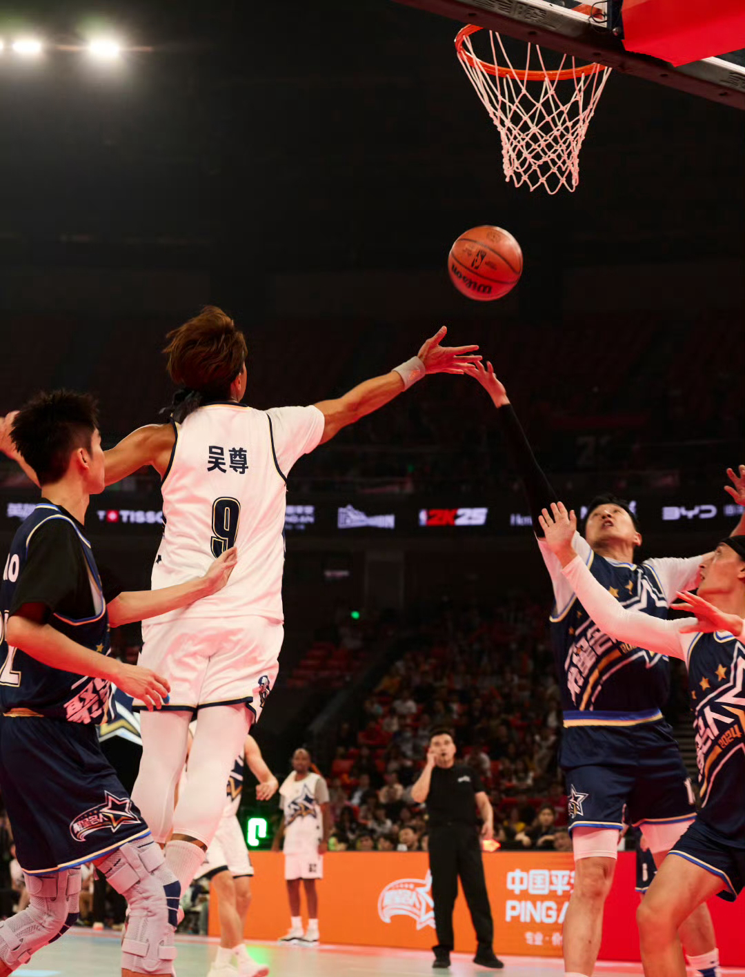 清晨体能课后，里昂豪取连胜备战NBA季后赛，赛场秩序良好，细节决定成败(wbg战胜fnc比赛全集)-ayx