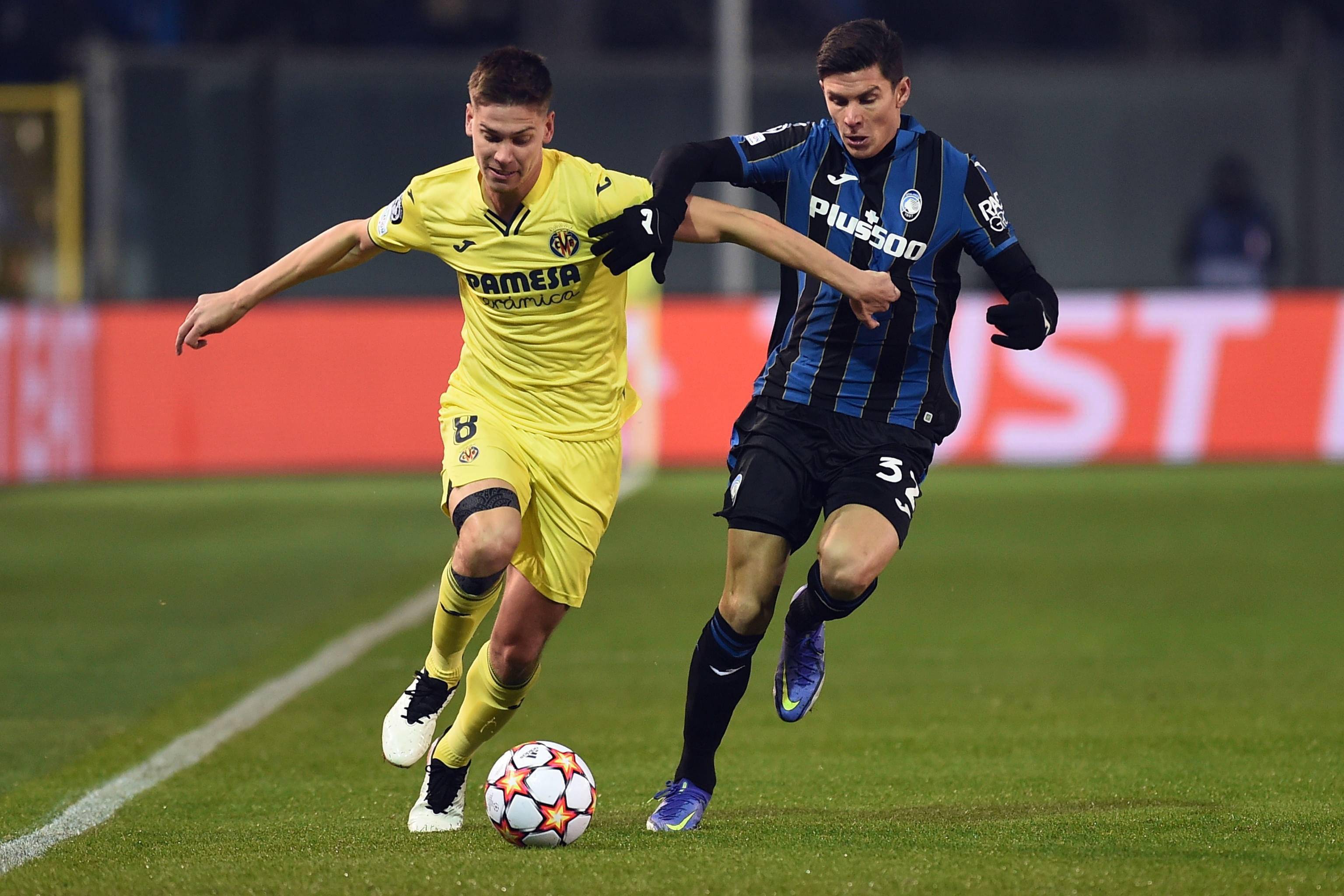 比利亚雷亚尔迎意甲关键赛；关键时刻回应争议；震撼外界；身体对抗强度拉满的简单介绍-爱游戏官方网站